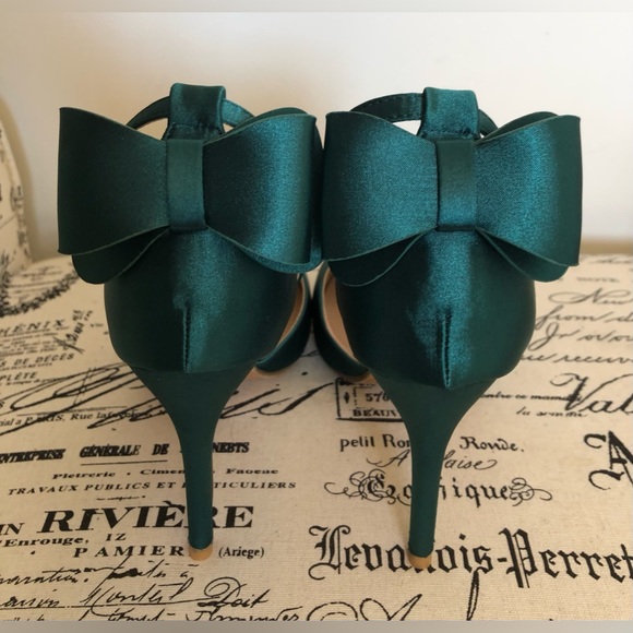 Heels; D’Orsay; Satin; Ankle Bow Knot; Pointed Toe; Holiday Green; 3 3/4” Heel - Picture 3 of 6